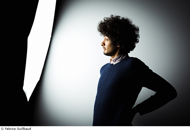 Reda Seddiki Deux Metres Et Davantage De Liberte Theatre Du Marais Theatreonline Com