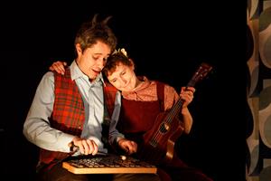 Un petit chaperon rouge moderne, adapté du célèbre conte du Père Casto