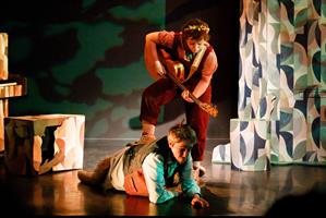 Un petit chaperon rouge moderne, adapté du célèbre conte du Père Casto