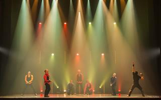 Des danseurs en scène