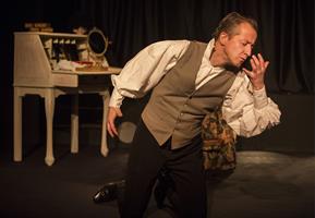 Christophe Barbier seul en scène