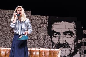 Avec cette farce, inspirée de l’ouvrage magistral de Günther Anders L’