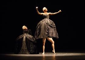 Andrea Sarri et Francesco Mura dans Sechs Tänze