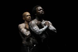 Les danseurs en mouvements