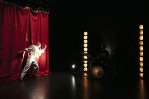 Les acteurs sur scène