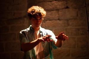 Ethan Ollier sur scène