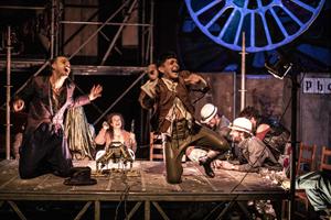 Clichés de la pièce