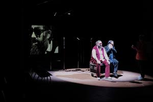 Une fresque foisonnante, aux musiques jaillissantes, sur un plateau qu