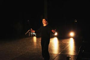 Mina Kavani a dû quitter son pays, l’Iran, et comme toute une générati