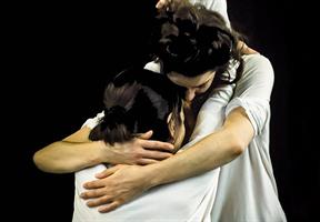 Deux visages de la danse ! À partir de son parcours à travers tango, c