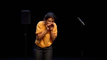 Qu’est-ce qui peut faire rire dans le contexte carcéral ? C’est le poi