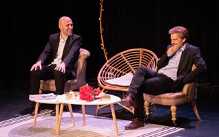 Un plateau d’artistes déjantés et survoltés qui n’épargnent personne !