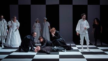 Roméo et Juliette, conte fantastique, drame familial et satire sociale