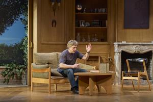 Sébastien passe un week-end avec des amis d’enfance. Ils se souviennen