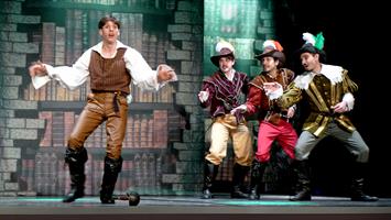 Les élèves de l'ECM dans les 3 Mousquetaires