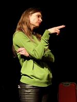 4 improvisateurices, 2 générations, 1 week-end. Public c’est à toi de 