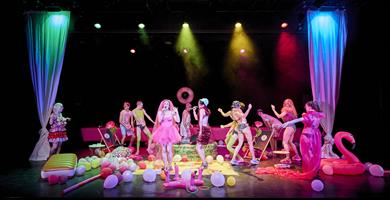 Adaptation libre et queer de Platonov, ce spectacle explore les désil