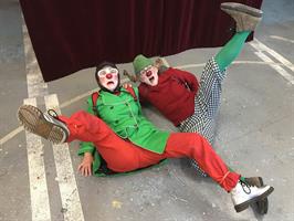 Chutes et rechutes… un duo clownesque et poétique à voir en famille dè