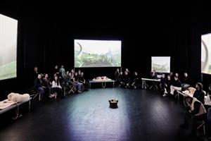 ShanjuLab est un laboratoire de théâtre qui interroge le lien humain-a