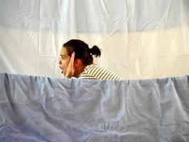 Comédienne sur scène