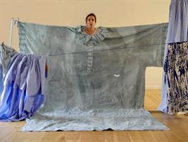 Comédienne sur scène