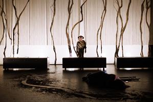 À partir d’une expérience personnelle, Alice Carré élabore un polar éc