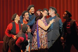 Un homme marié, qui a omis de le préciser à ses trois conquêtes, part 