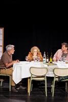 Bien qu'ils se sourient, on sent bien qu'ils se méfient... 