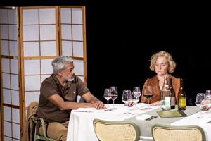 Bien qu'ils se sourient, on sent bien qu'ils se méfient... 