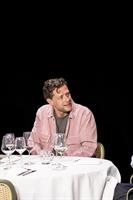 Bien qu'ils se sourient, on sent bien qu'ils se méfient... 