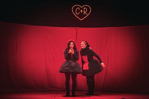 La troupue sur scène