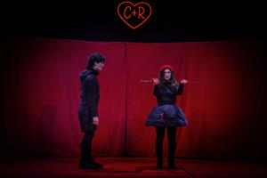 La troupue sur scène