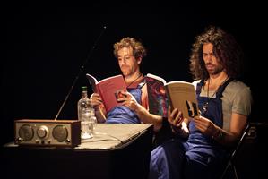 Drôle et poétique, ce spectacle unique en son genre donne vie aux obje