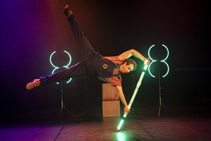 Drôle et poétique, ce spectacle unique en son genre donne vie aux obje