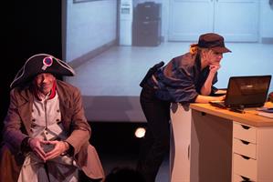 2026, tout a changé... sauf lui !