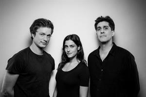 Nouveau cast
