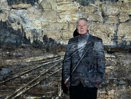 L’œuvre de Primo Levi n’est pas une fiction. Elle est un cri, un témoi