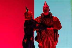 Dans ce spectacle plus intime et que Guillaume Vincent interprète lui-