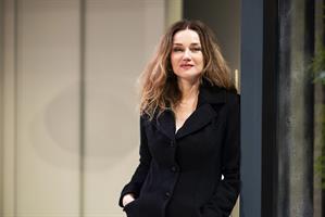 Carole et Stéphane, mariés depuis trente ans, voient leur routine boul