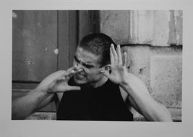 Un seul-en-scène sur le mal-être adolescent, un douloureux passage à l