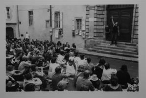 Un seul-en-scène sur le mal-être adolescent, un douloureux passage à l