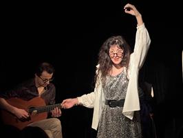 Comment en finir avec la culpabilité ? Dans cette pièce mise en musiqu