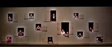 Dans ce huis clos détonant, Willy Protagoras se retranche dans les toi