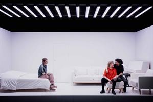 Stéphane Braunschweig retrouve Arne Lygre pour À notre place, une expl