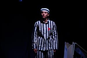 Histoire tendre et rocambolesque de deux personnes un peu perdues qui 