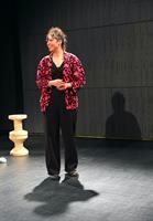 L'autrice nous raconte sa naissance sous X, son parcours de personne a