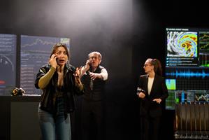 La zone indigo est un thriller d’anticipation qui suit un petit groupe