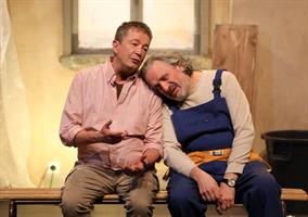 Deux comédiens sur scène