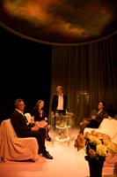 Charles Berling a choisi de mettre en scène ce huis clos inédit aux di