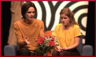 Quelle idée d’offrir un bouquet ! Nicolas va l’apprendre à ses dépens 